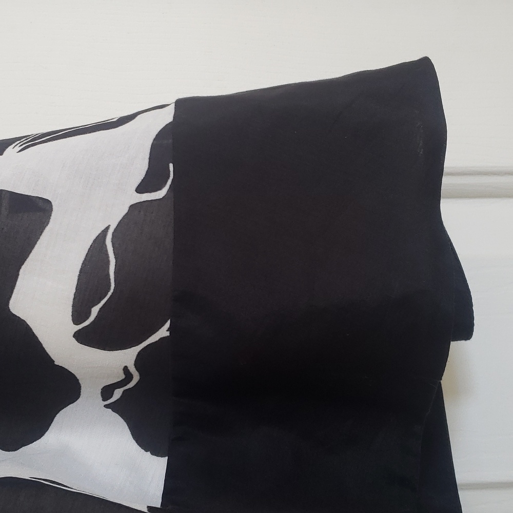 WHITE HOUSE BLACK MARKET Black White Floral Silk Blend A-Line Border Skirt 2 - Picture 5 of 9